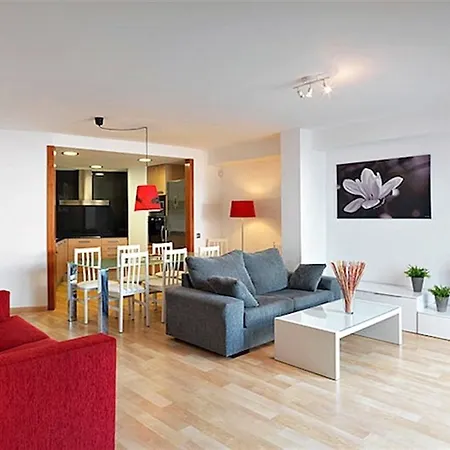Charming 4 Bedroom Apartment In Sitges Apartamento